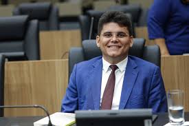 Foto de Oliveira Neto