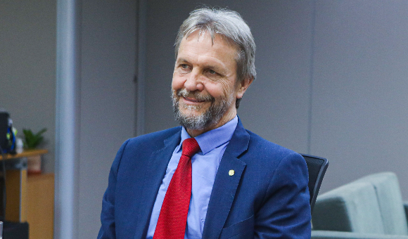 Foto de Professor Pedro Uczai
